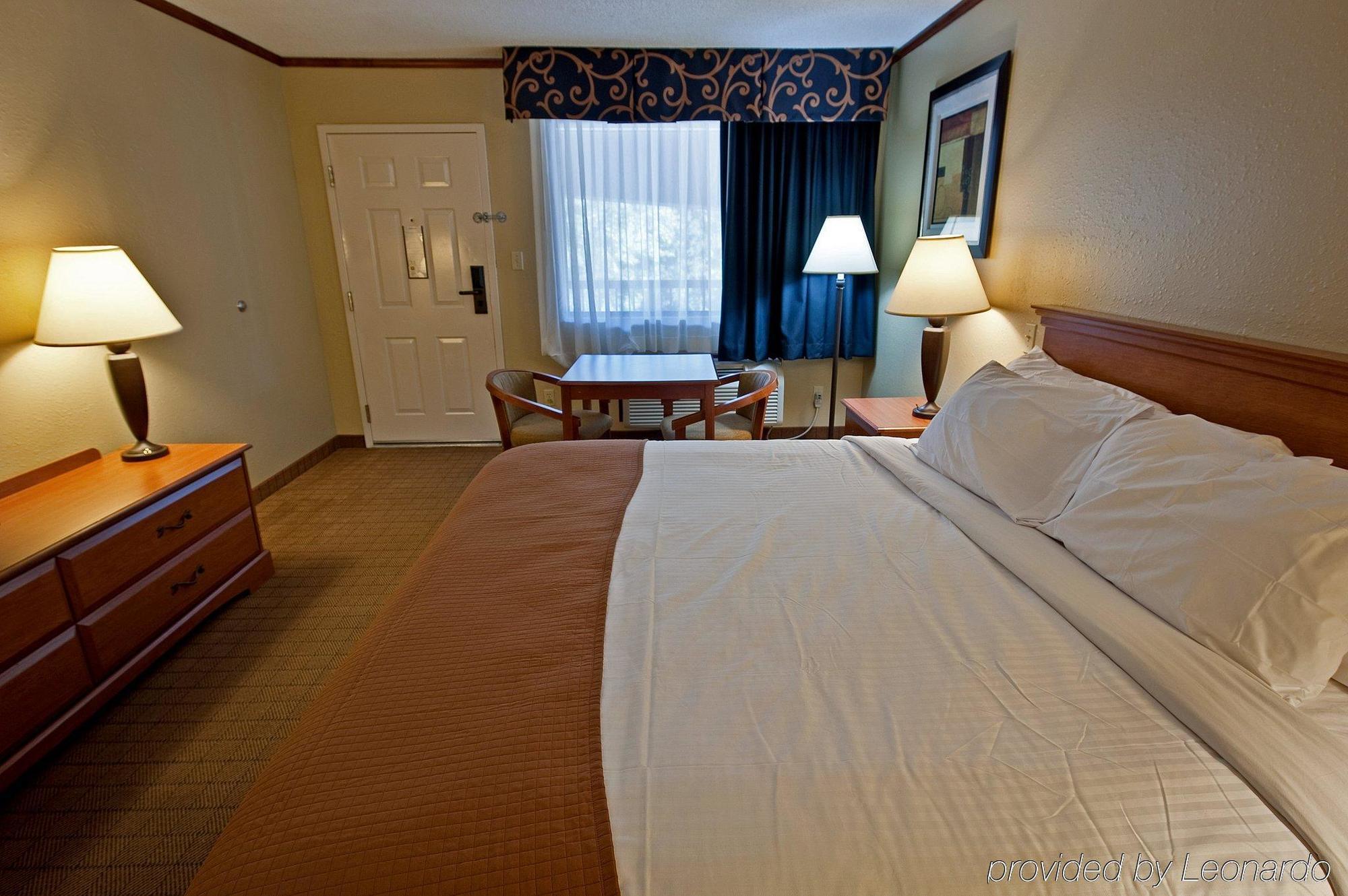 Days Inn By Wyndham Foley Habitación foto